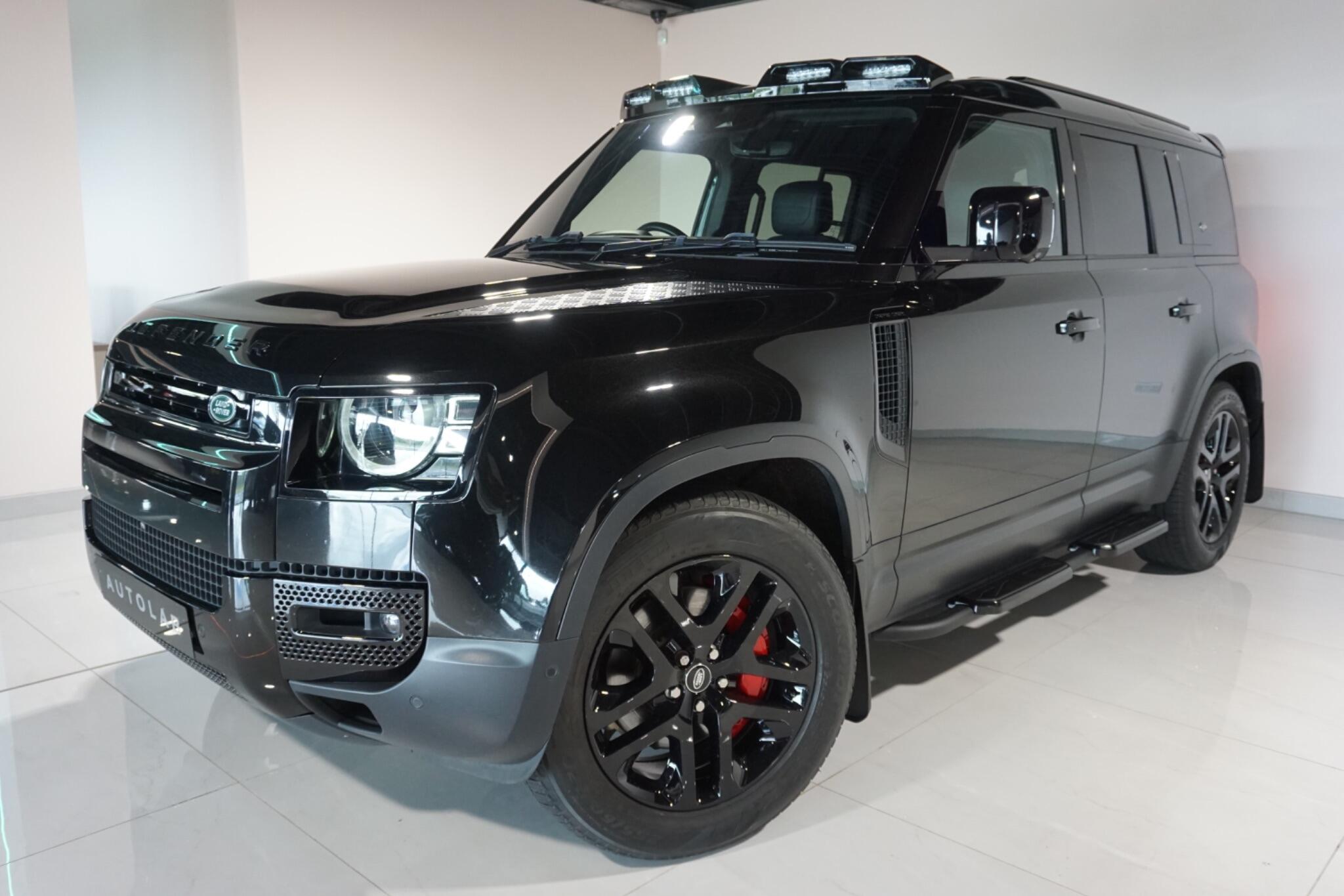 Land Rover Defender 110 3.0 D300 MHEV HSE SUV 5dr Diesel Auto 4WD Euro 6 (s/s) (300 ps)